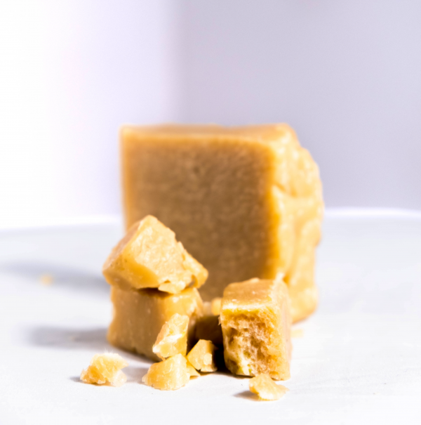 Savon à base de curcuma